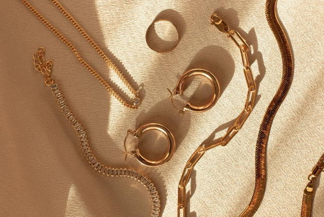 Customized Jewelry Manufacturers - DVN  Jewelry 